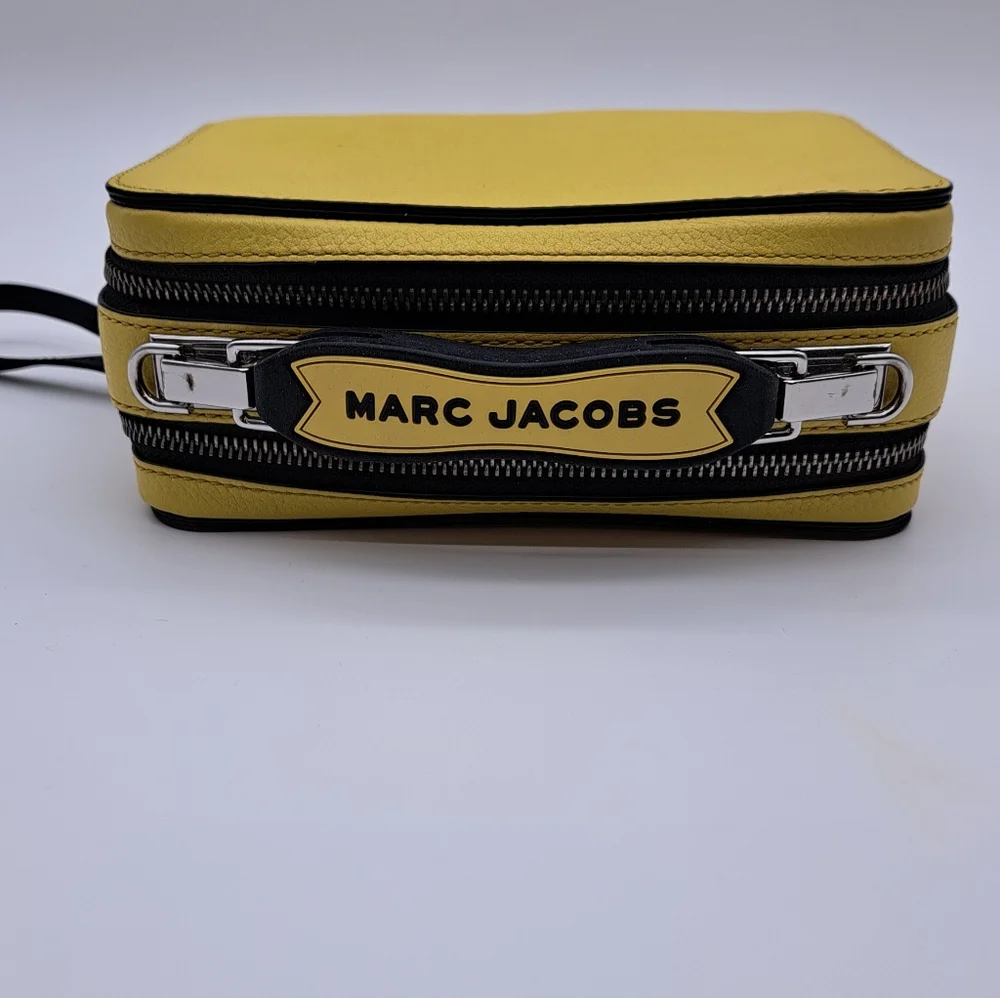 Marc Jacobs Mini Textured Box Bag - Picture 12 of 14